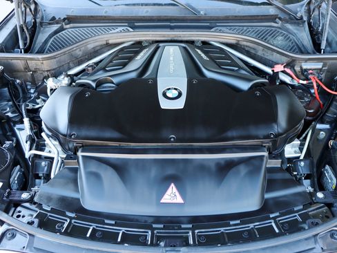 Used 2014 BMW X5 xDrive50i image 62