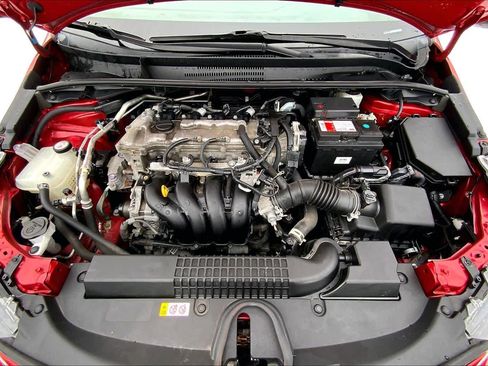 Used 2021 Toyota Corolla LE image 30