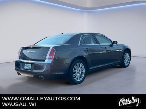 Used 2013 Chrysler 300 AWD w/ Driver Convenience Group image 1