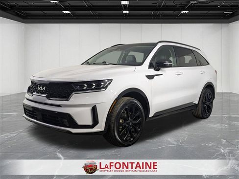 Used 2022 Kia Sorento SX image 1