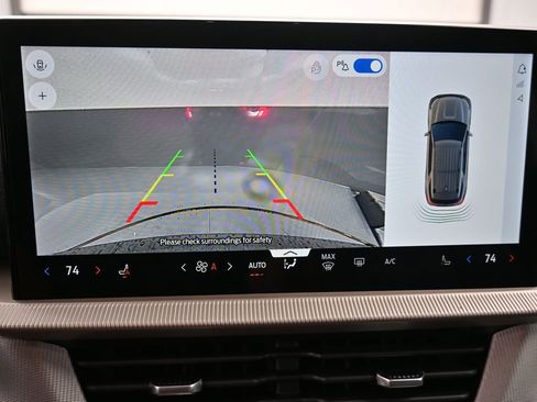 New 2026 Ford Explorer Active image 33