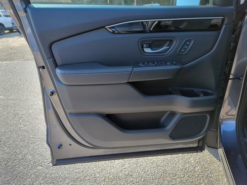 New 2025 Honda Pilot EX-L image 21