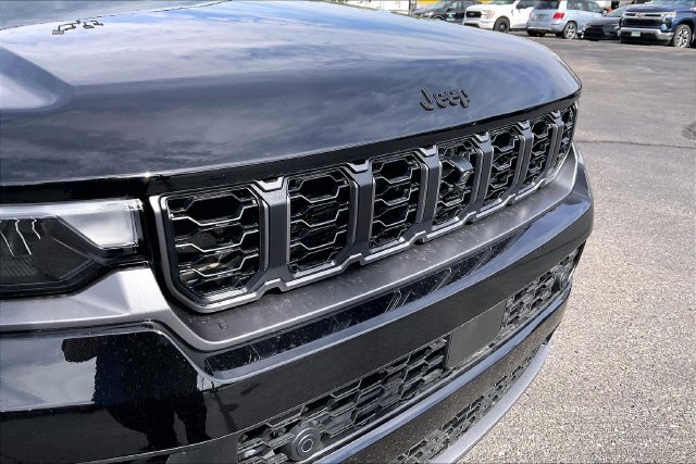 New 2026 Jeep Grand Cherokee Limited AWD/4WD image 35