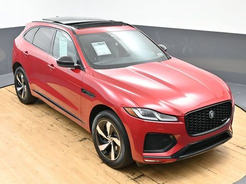 Used 2025 Jaguar F-PACE R-Dynamic S AWD/4WD image 42