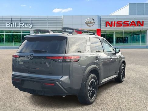 Certified 2025 Nissan Pathfinder Rock Creek AWD/4WD image 4