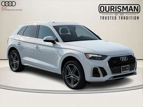 Certified 2025 Audi Q5 e Premium Plus w/ Premium Plus Package AWD/4WD image 1