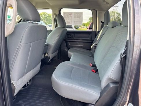 Used 2015 RAM 1500 Express AWD/4WD image 18