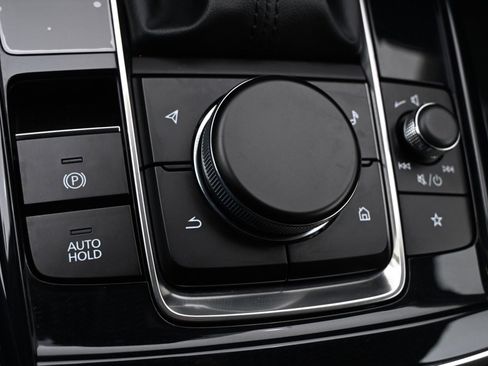 Certified 2025 MAZDA CX-30 AWD 2.5 S w/ Preferred Package image 33