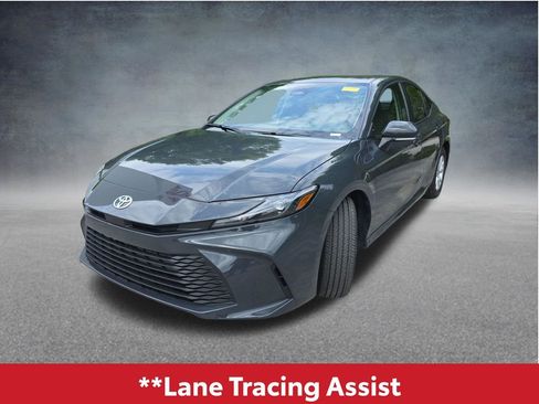 Used 2026 Toyota Camry LE FWD image 10