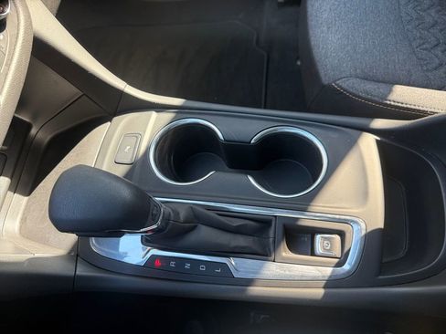 Used 2024 Chevrolet Equinox LT image 23