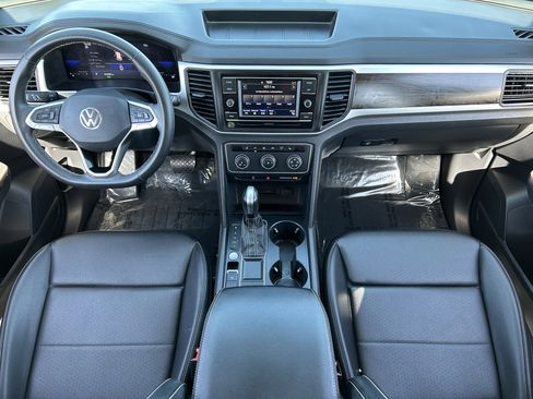 Used 2023 Volkswagen Atlas SE image 14