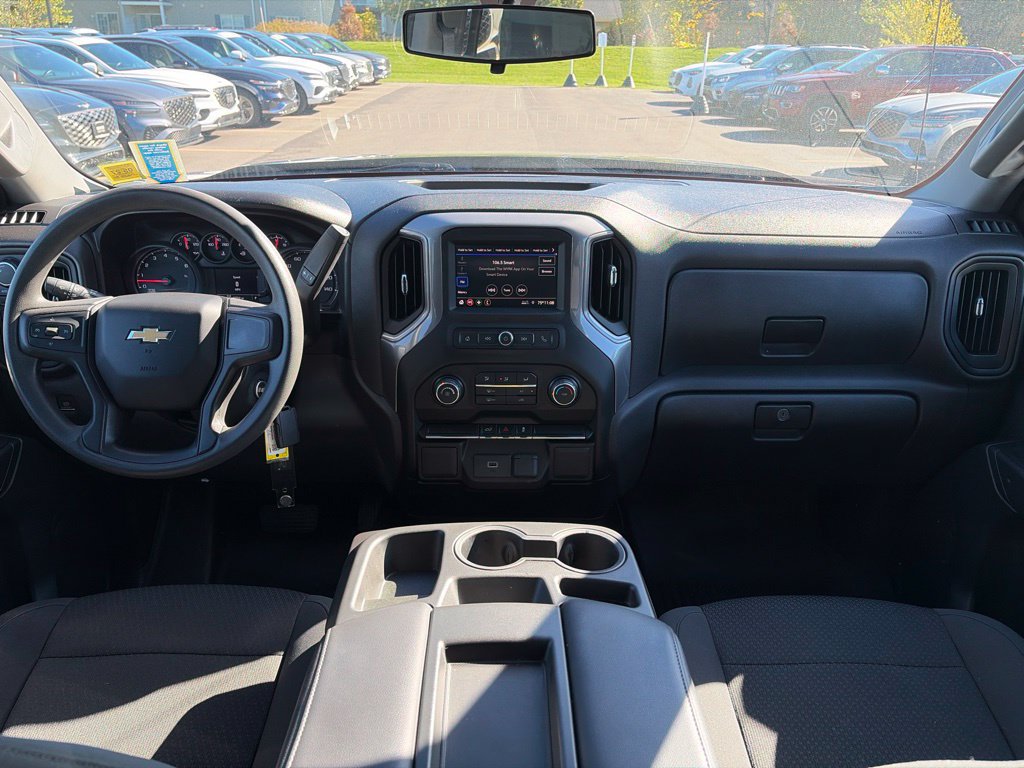 Used 2020 Chevrolet Silverado 1500 Custom w/ Custom Value Package AWD/4WD image 7