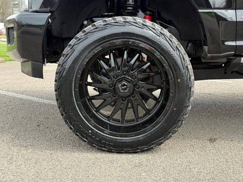 Used 2017 Ford F250 Platinum w/ Platinum Ultimate Package image 9