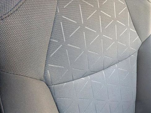 Used 2020 Toyota RAV4 XLE FWD image 16
