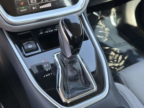 Used 2025 Subaru Legacy Premium w/ Popular Package #1A image 12