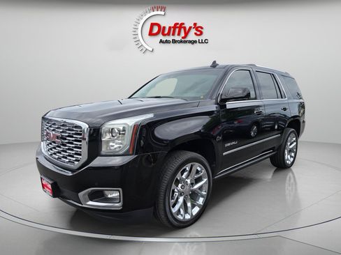 Used 2018 GMC Yukon Denali w/ Denali Ultimate Package AWD/4WD image 18