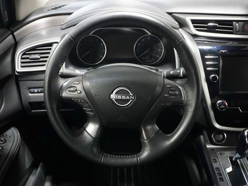 Used 2023 Nissan Murano SV image 19
