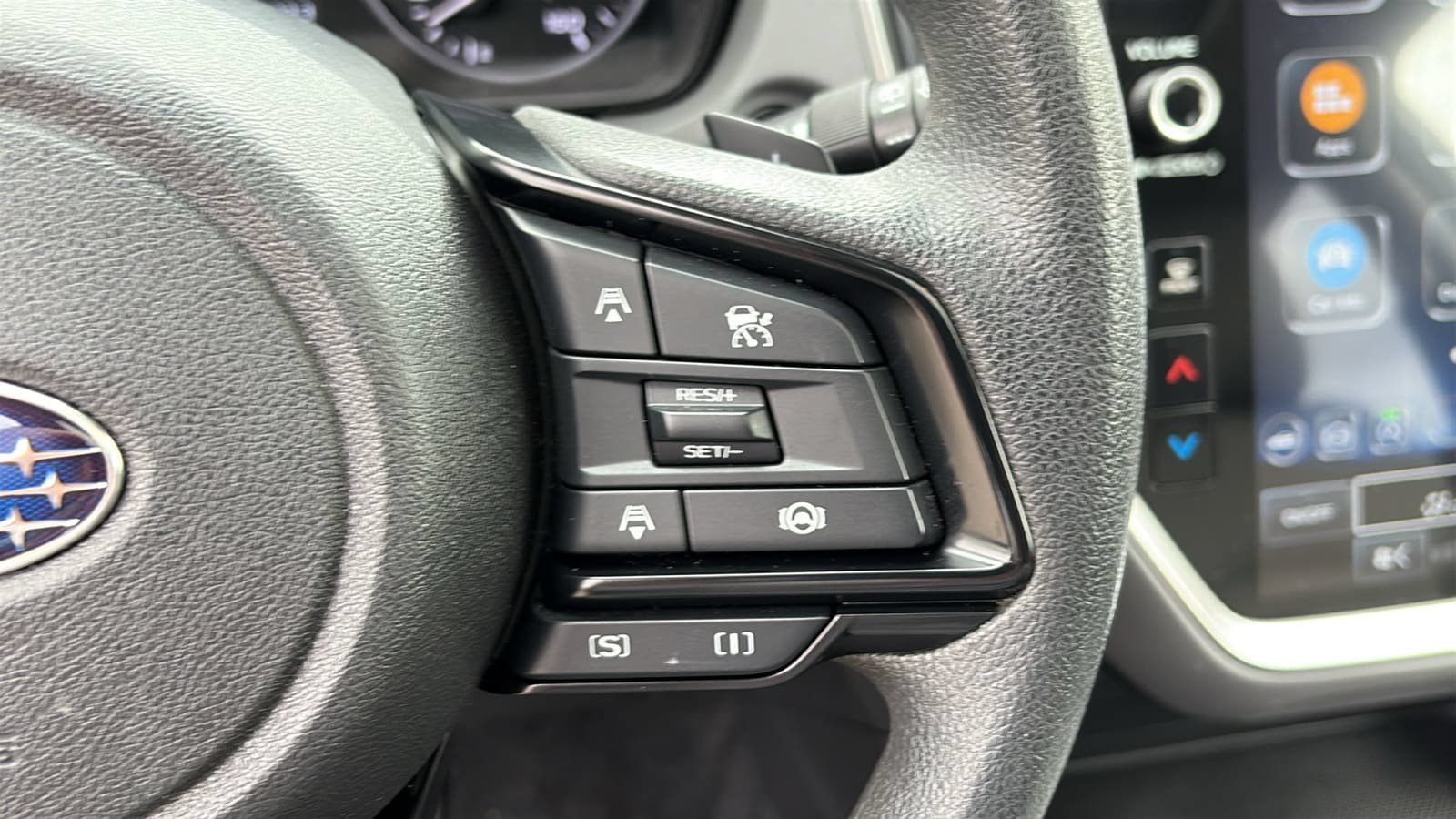Used 2024 Subaru Crosstrek 2.0i Premium AWD/4WD image 14