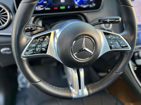 Used 2023 Mercedes-Benz EQE 350+ 4MATIC SUV w/ Exclusive Trim Package image 33