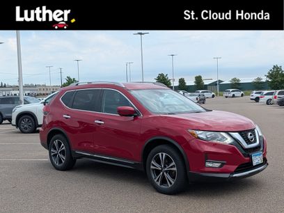 Used 2017 Nissan Rogue SL