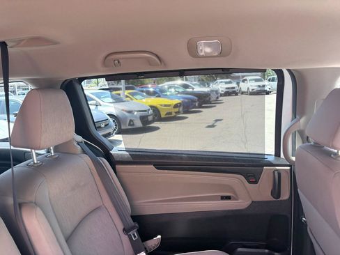 Used 2020 Honda Odyssey EX image 18