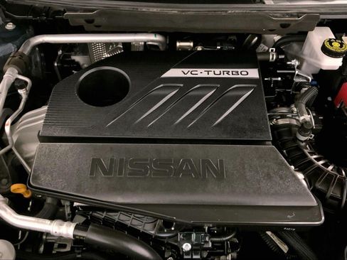 Used 2025 Nissan Rogue SV FWD image 30