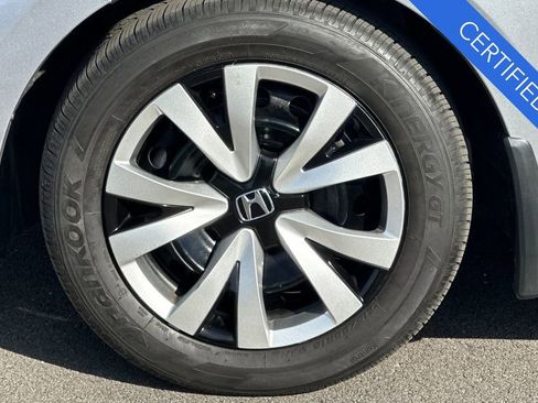 Certified 2025 Honda Civic LX image 29