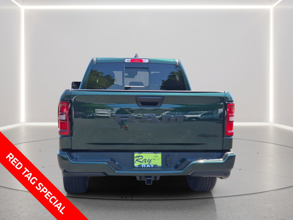 New 2026 RAM 1500 Express AWD/4WD image 7