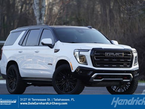 Used 2025 GMC Yukon AT4 Ultimate image 1