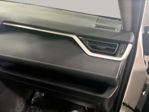 Certified 2024 Toyota RAV4 LE AWD/4WD image 19