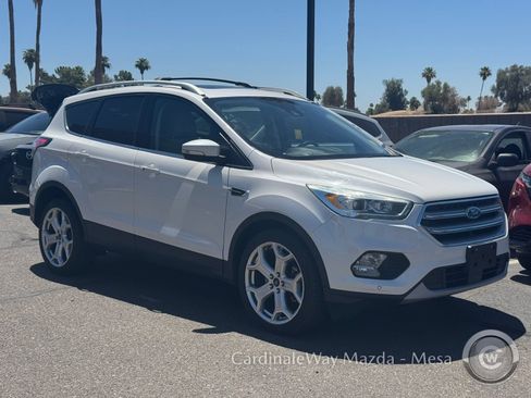 Used 2017 Ford Escape Titanium w/ Equipment Group 301A FWD image 2
