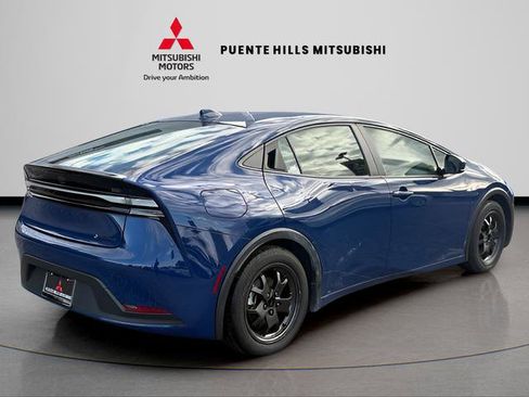 Used 2024 Toyota Prius Prime XSE Premium image 5