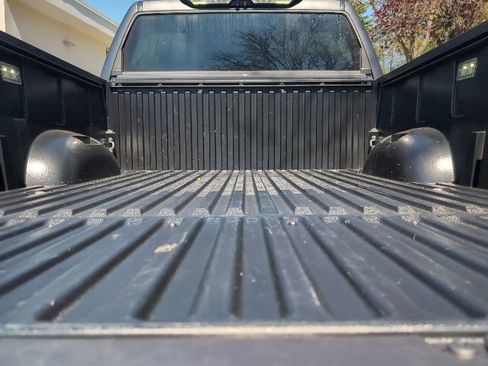 Used 2025 Toyota Tundra Platinum w/ TRD Off-Road Package AWD/4WD image 29