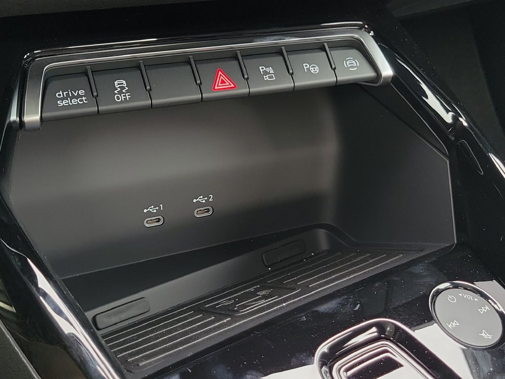 New 2026 Audi RS 3 AWD/4WD image 14