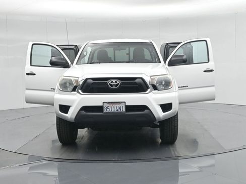 Used 2014 Toyota Tacoma PreRunner image 27