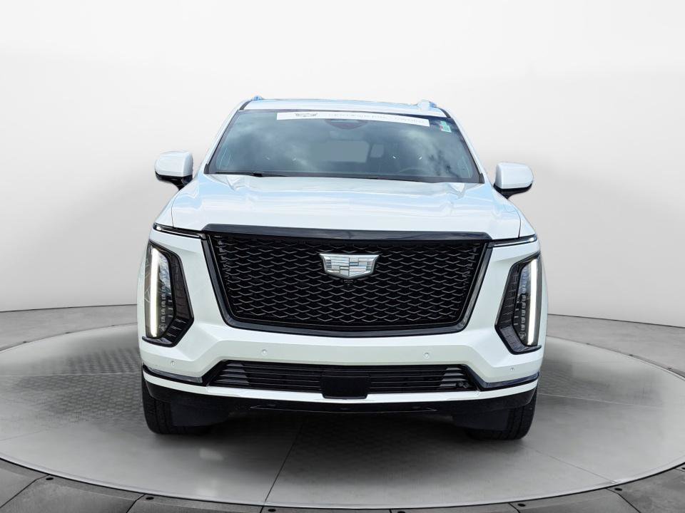 Used 2025 Cadillac Escalade ESV Sport Platinum AWD/4WD image 2