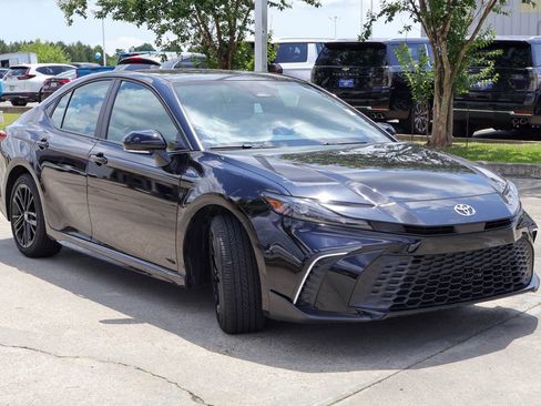 Used 2026 Toyota Camry SE w/ Convenience Package FWD image 23