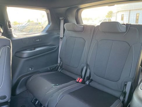 New 2026 Jeep Grand Cherokee L Laredo AWD/4WD image 15