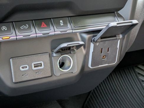 New 2026 Chevrolet Silverado 1500 Custom AWD/4WD image 23