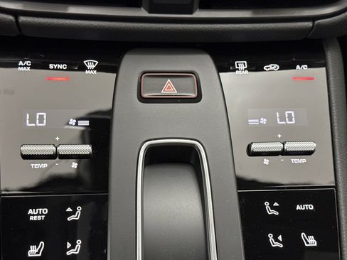 New 2025 Porsche Macan image 29