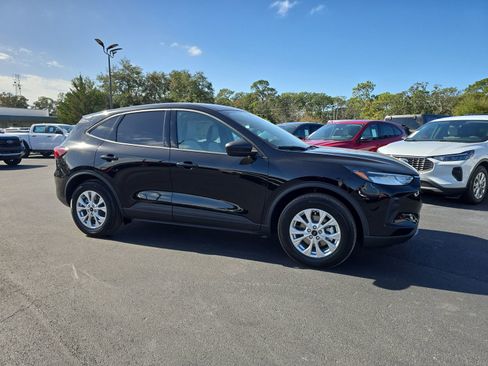 New 2026 Ford Escape Active image 2