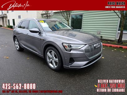 Used 2019 Audi e-tron Prestige w/ Prestige Package