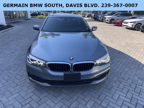 Used 2019 BMW 530i xDrive w/ Premium Package image 8