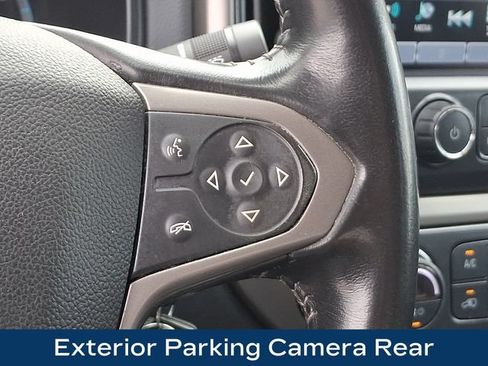 Used 2017 Chevrolet Colorado Z71 AWD/4WD image 8