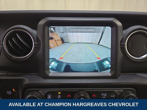 Used 2021 Jeep Gladiator Overland w/ Popular Equipment Package image 19