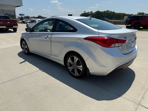 Used 2013 Hyundai Elantra SE image 9