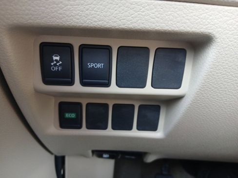 Used 2015 Nissan Rogue S image 21