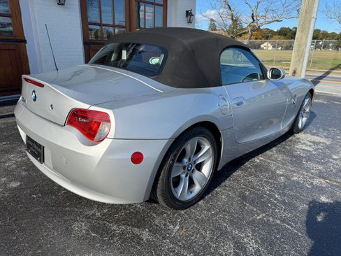 Used 2006 BMW Z4 3.0i image 15