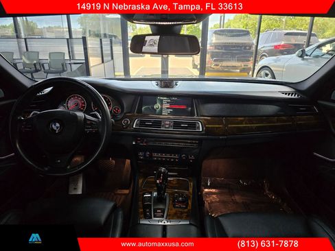 Used 2013 BMW 750Li RWD image 21