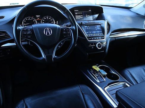 Used 2020 Acura MDX FWD image 17